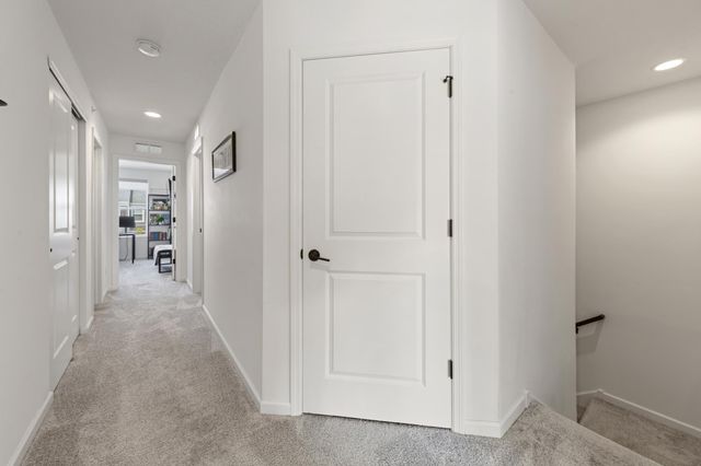 762 Stonegate Road, Chanhassen, MN 55317