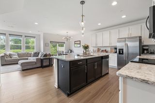 762 Stonegate Road, Chanhassen, MN 55317