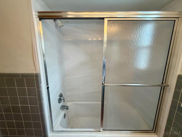 3340 Dolomar Drive, Colerain Twp, OH 45239