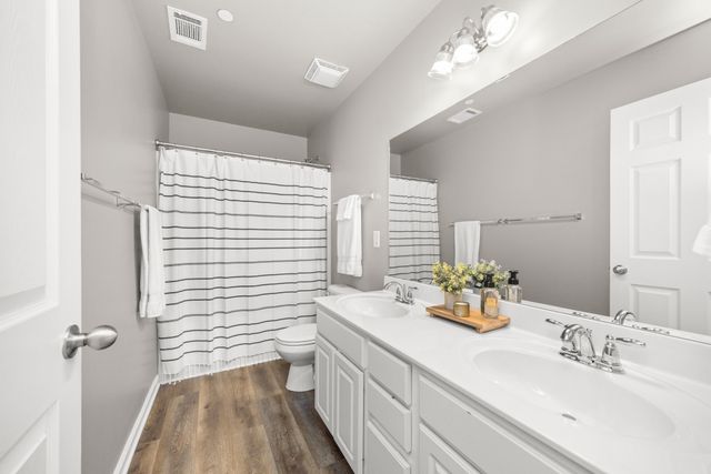 5040 Falling Water Rd, Nolensville, TN 37135