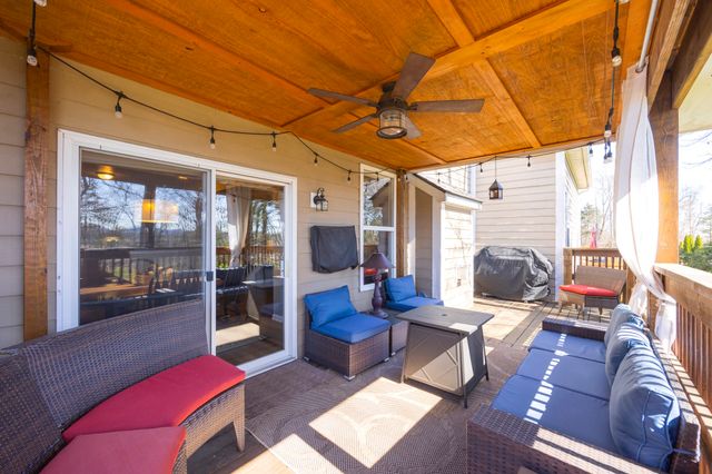 5040 Falling Water Rd, Nolensville, TN 37135