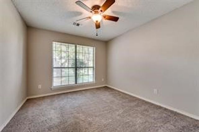 612 Renee Lane, Desoto, TX 75115