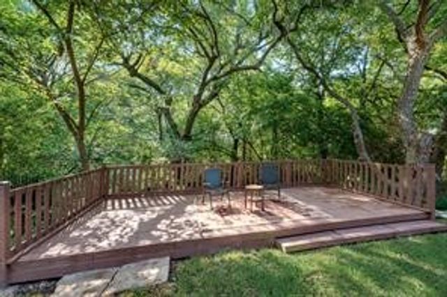 612 Renee Lane, Desoto, TX 75115