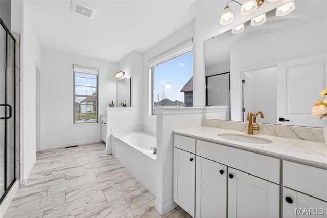 209 Haver Hill Drive, Lake St Louis, MO 63367