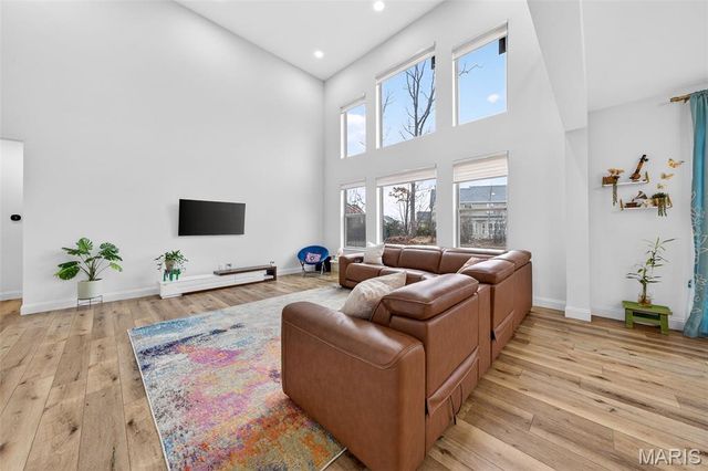 209 Haver Hill Drive, Lake St Louis, MO 63367