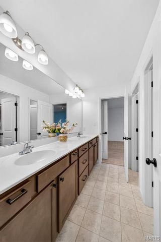 209 Haver Hill Drive, Lake St Louis, MO 63367