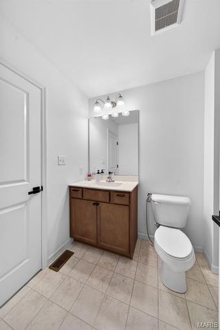 209 Haver Hill Drive, Lake St Louis, MO 63367