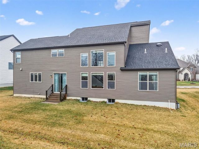 209 Haver Hill Drive, Lake St Louis, MO 63367