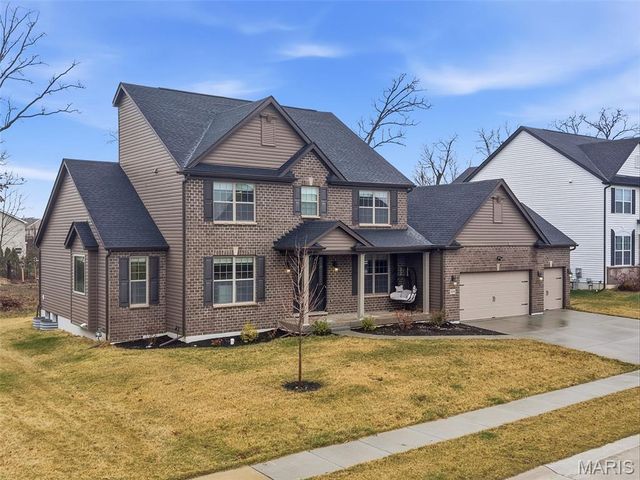 209 Haver Hill Drive, Lake St Louis, MO 63367