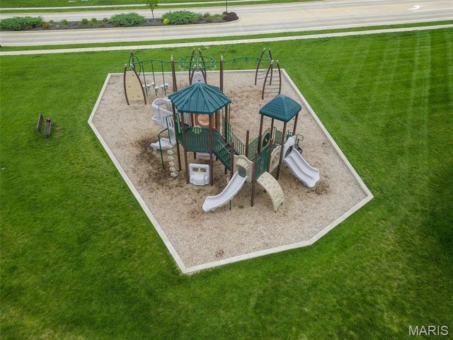 209 Haver Hill Drive, Lake St Louis, MO 63367