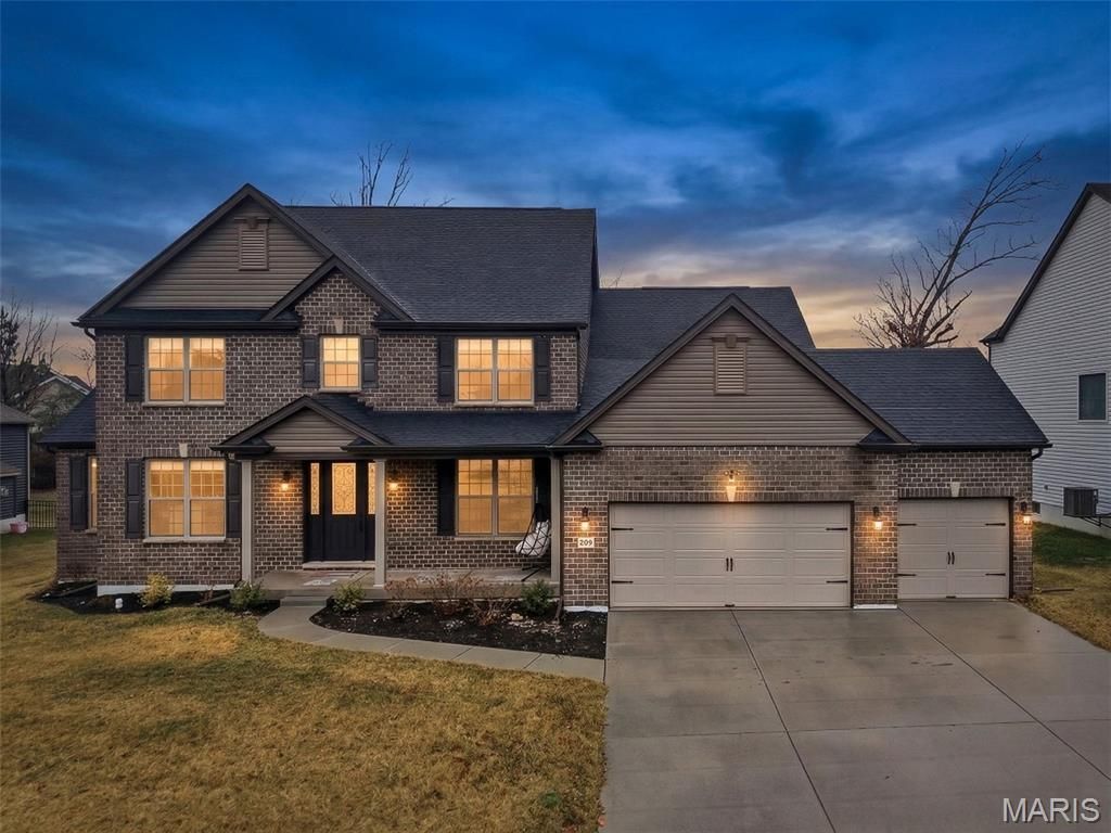 209 Haver Hill Drive, Lake St Louis, MO 63367