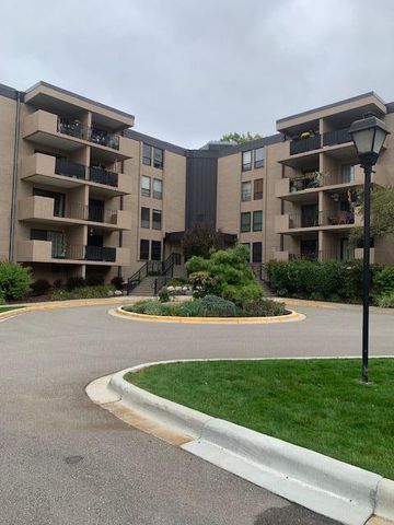 6670 Vernon Avenue S 316, Edina, MN 55436
