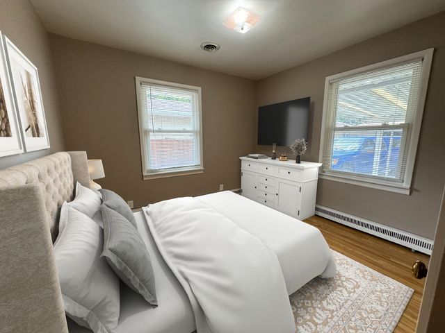 1807 Oakland Avenue, Crest Hill, IL 60403