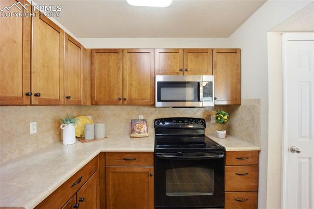 7761 Tabernash Drive, Colorado Springs, CO 80923