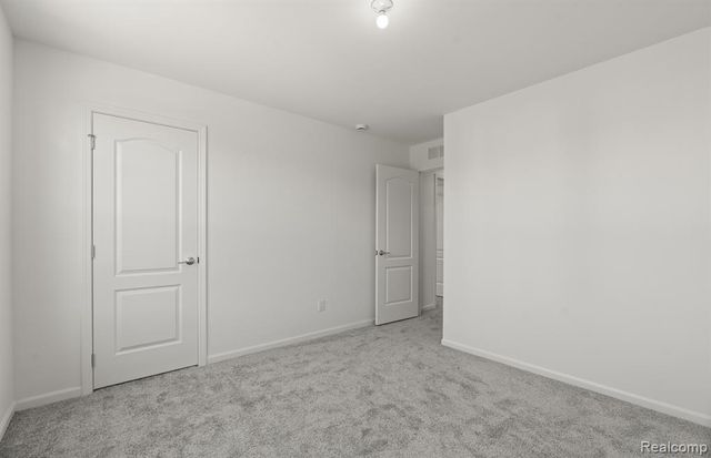 5684 Corgi Drive, Ann Arbor, MI 48108