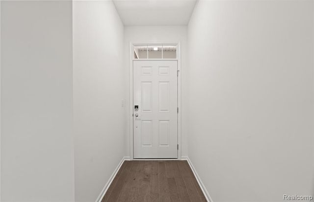 5684 Corgi Drive, Ann Arbor, MI 48108