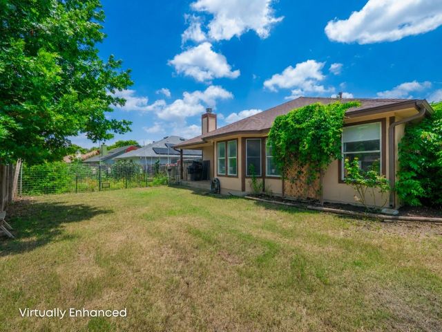 105 Dogwood DR, Georgetown, TX 78626