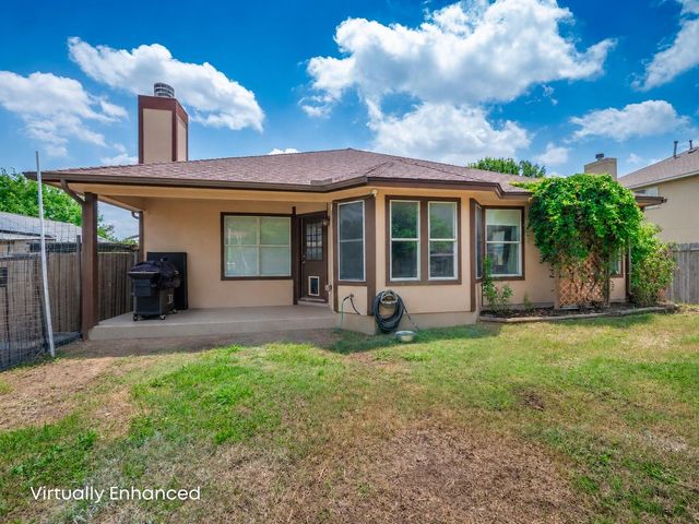 105 Dogwood DR, Georgetown, TX 78626