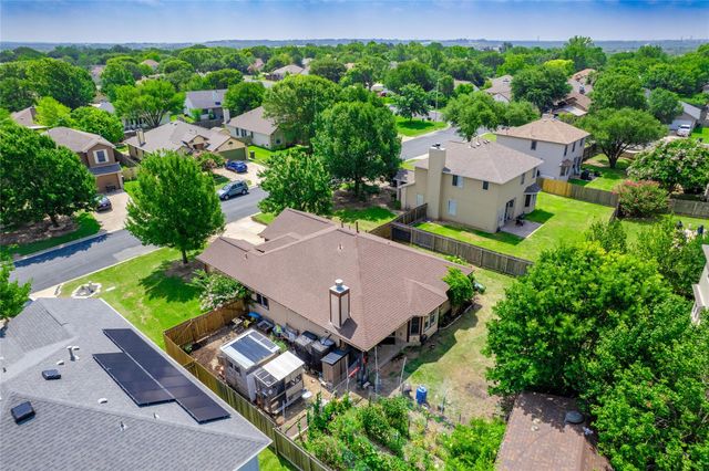 105 Dogwood DR, Georgetown, TX 78626