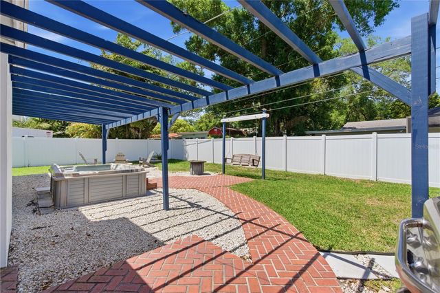 1730 WINFIELD ROAD N, Clearwater, FL 33756