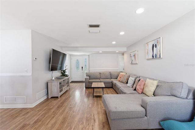 1730 WINFIELD ROAD N, Clearwater, FL 33756