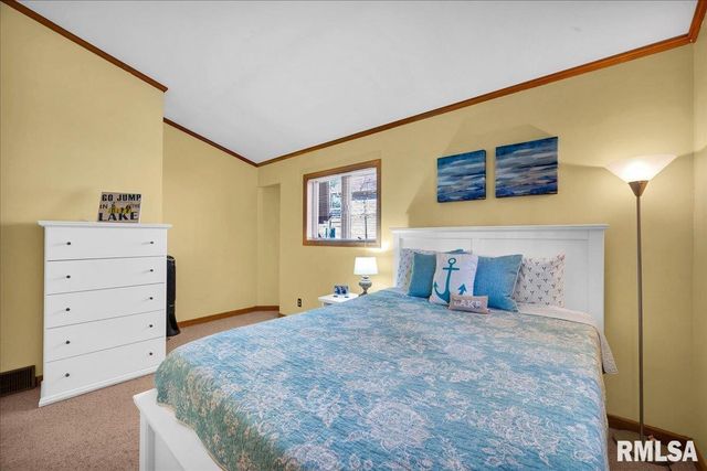 163 BRIARWOOD Place, Dahinda, IL 61428