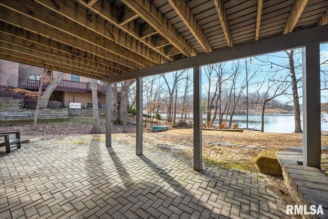 163 BRIARWOOD Place, Dahinda, IL 61428