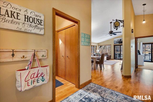 163 BRIARWOOD Place, Dahinda, IL 61428