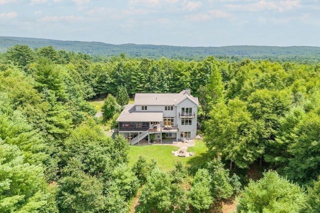 12 Old Bay Road, Belchertown, MA 01007