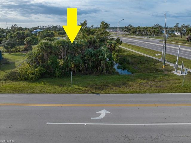 9025 Fruitland AVE, Englewood, FL 34224