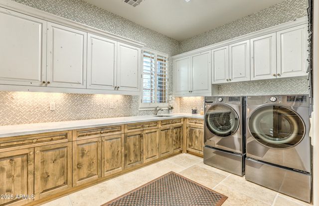 13074 E SADDLEHORN Trail, Scottsdale, AZ 85259