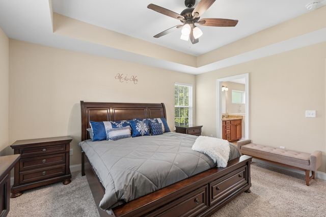 202 Hickory Pointe Dr, Lebanon, TN 37087