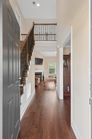 202 Hickory Pointe Dr, Lebanon, TN 37087