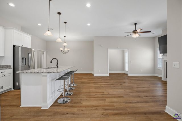 468 Nandina Court, Warner Robins, GA 31088