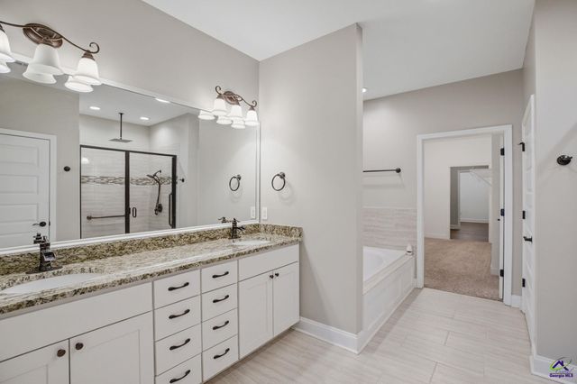 468 Nandina Court, Warner Robins, GA 31088