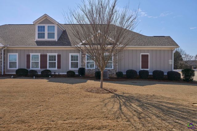 468 Nandina Court, Warner Robins, GA 31088