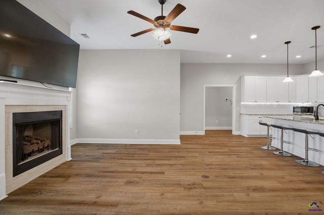 468 Nandina Court, Warner Robins, GA 31088