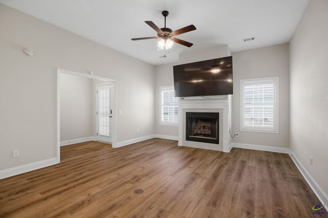 468 Nandina Court, Warner Robins, GA 31088