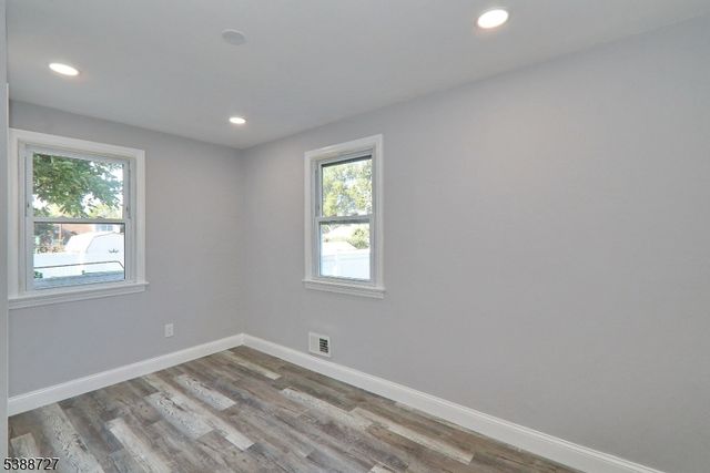 2715 Maple Ave, South Plainfield Boro, NJ 07080