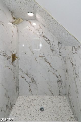 2715 Maple Ave, South Plainfield Boro, NJ 07080