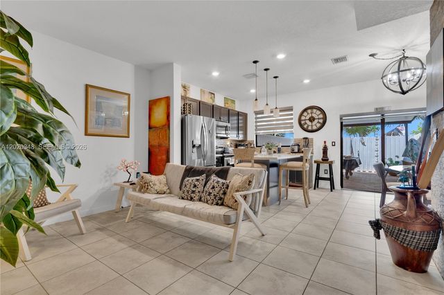 11235 SW 249th St, Homestead, FL 33032