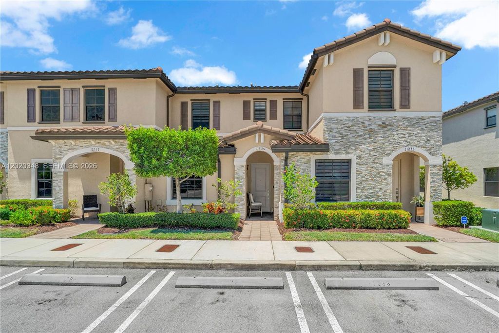 11235 SW 249th St, Homestead, FL 33032