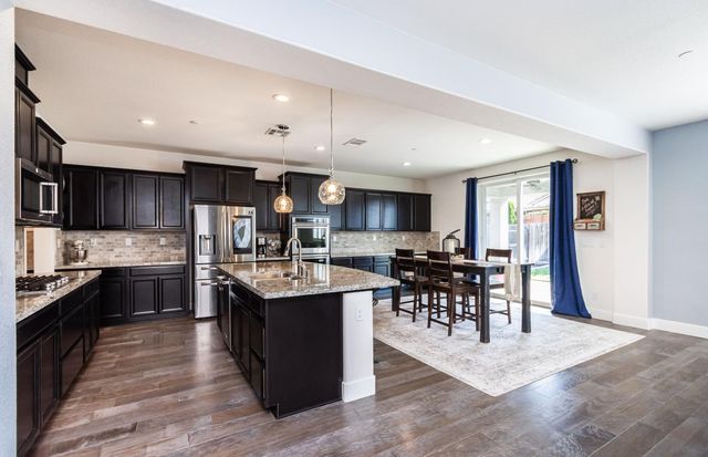 566 Verona Cir, Lincoln, CA 95648