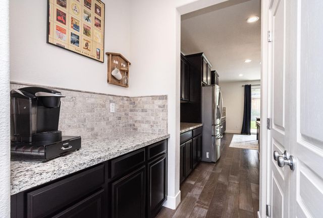 566 Verona Cir, Lincoln, CA 95648