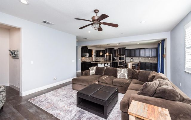 566 Verona Cir, Lincoln, CA 95648