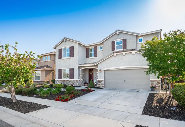 566 Verona Cir, Lincoln, CA 95648