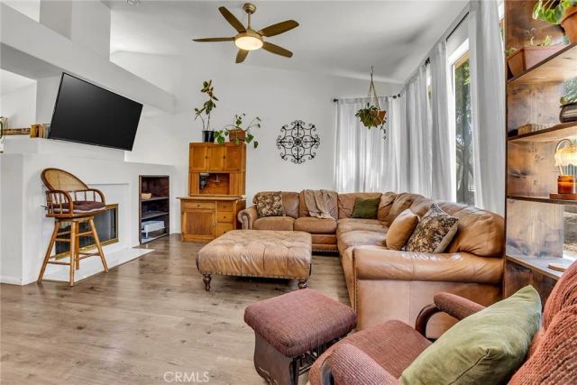 903 Sarazen Street, Hemet, CA 92543