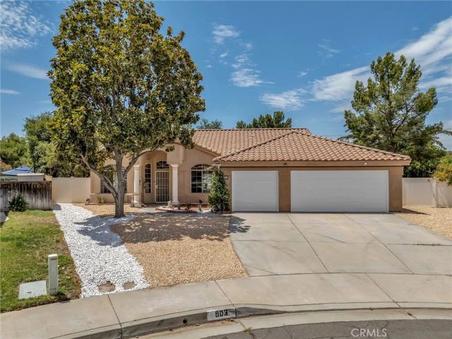 903 Sarazen Street, Hemet, CA 92543