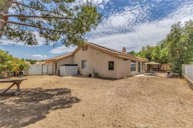 903 Sarazen Street, Hemet, CA 92543