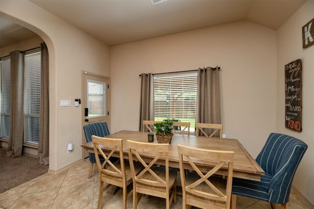 10 Ashlawn Court, Edgecliff Village, TX 76134